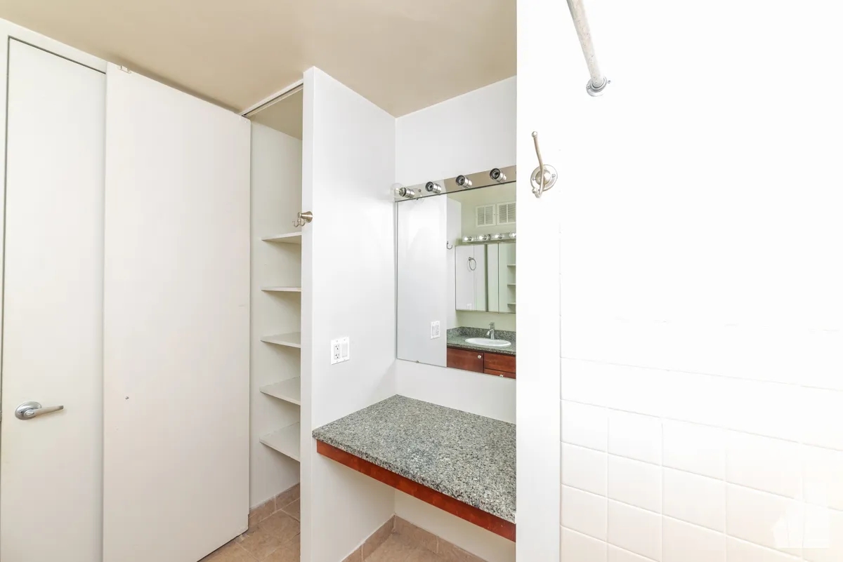 30 E Huron St, , 60611, USA 60611-unit#904-Chicago-IL