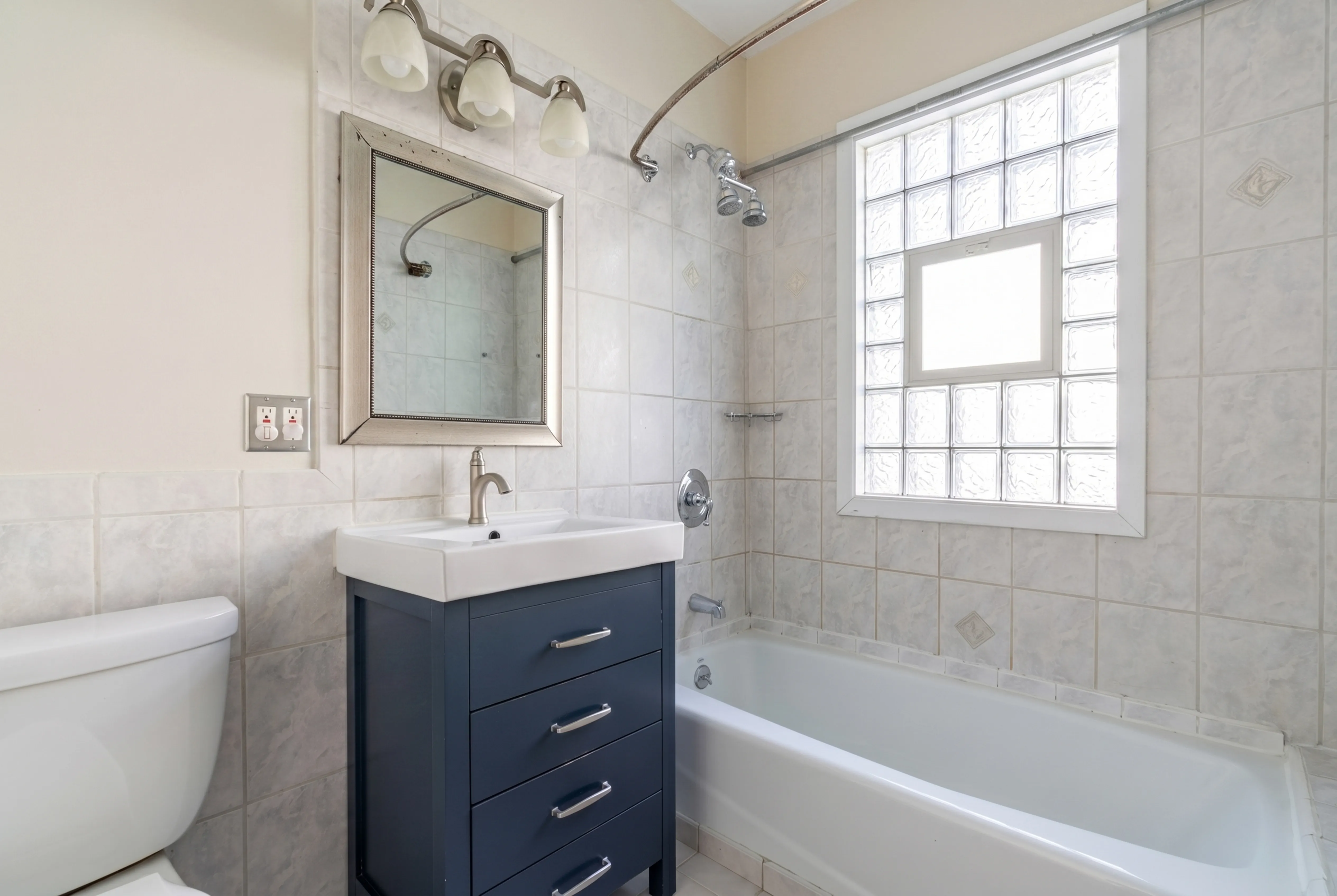 309 Chicago Ave, ,  60302, USA 60302-unit#1-Oak Park-IL