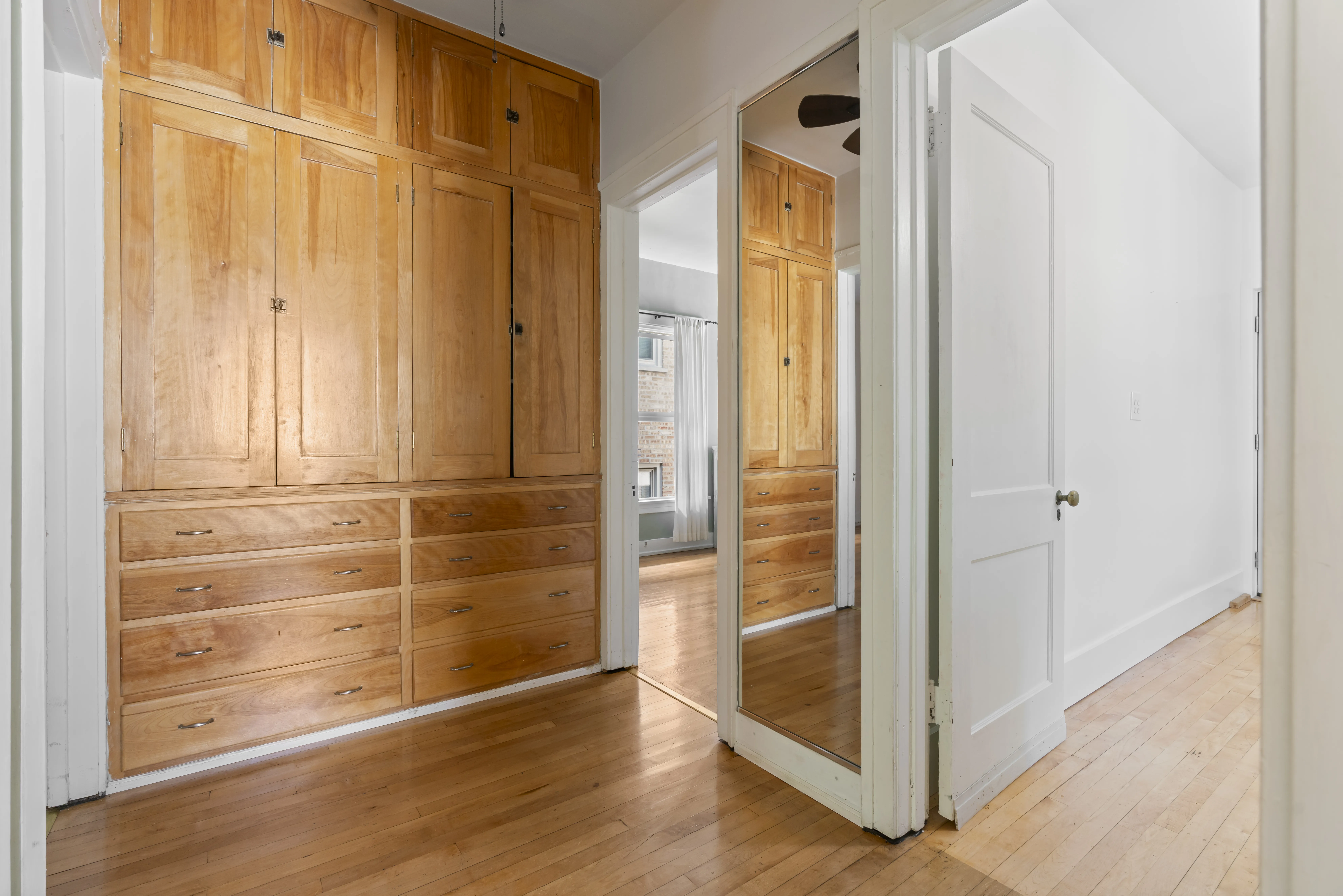 309 Chicago Ave, ,  60302, USA 60302-unit#2-Oak Park-IL