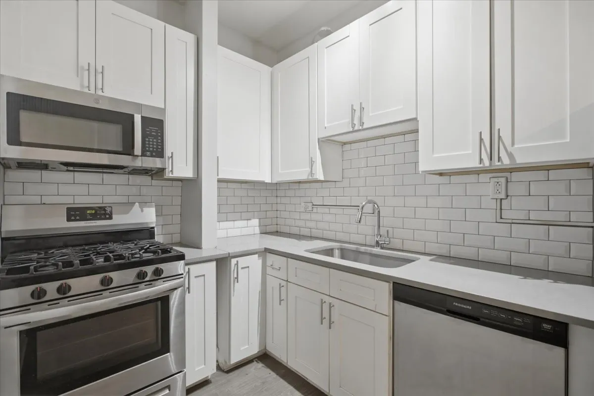 5020 S Blackstone Ave, , 60615, USA 60615-unit#204-Chicago-IL