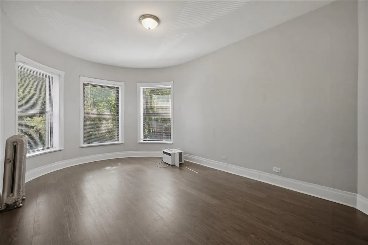 5020 S Blackstone Ave, , 60615, USA 60615-unit#204-Chicago-IL