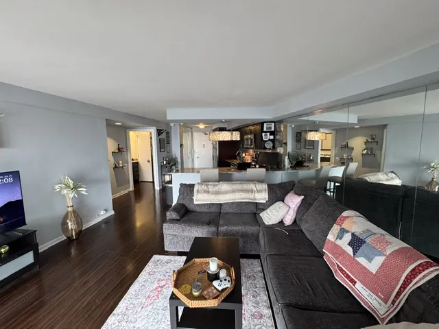 300 N State St, , 60654, USA 60654-unit#4828-Chicago-IL