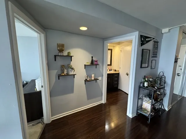 300 N State St, , 60654, USA 60654-unit#4828-Chicago-IL