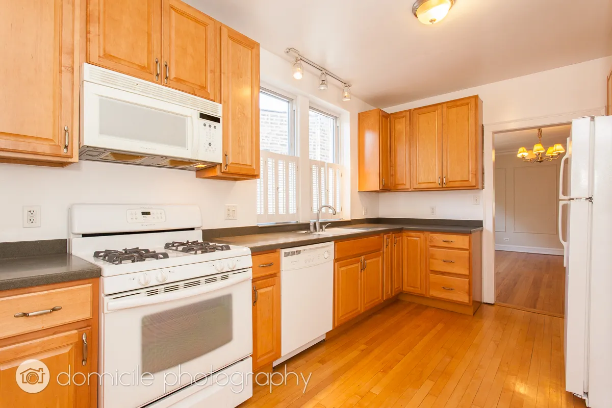 2141 W Arthur Ave, ,  60645, USA 60645-unit#3-Chicago-IL
