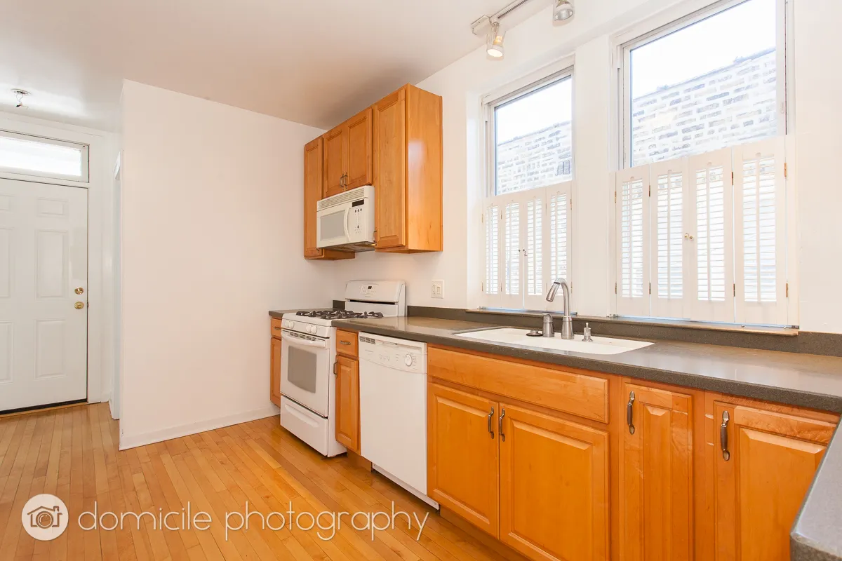 2141 W Arthur Ave, ,  60645, USA 60645-unit#3-Chicago-IL