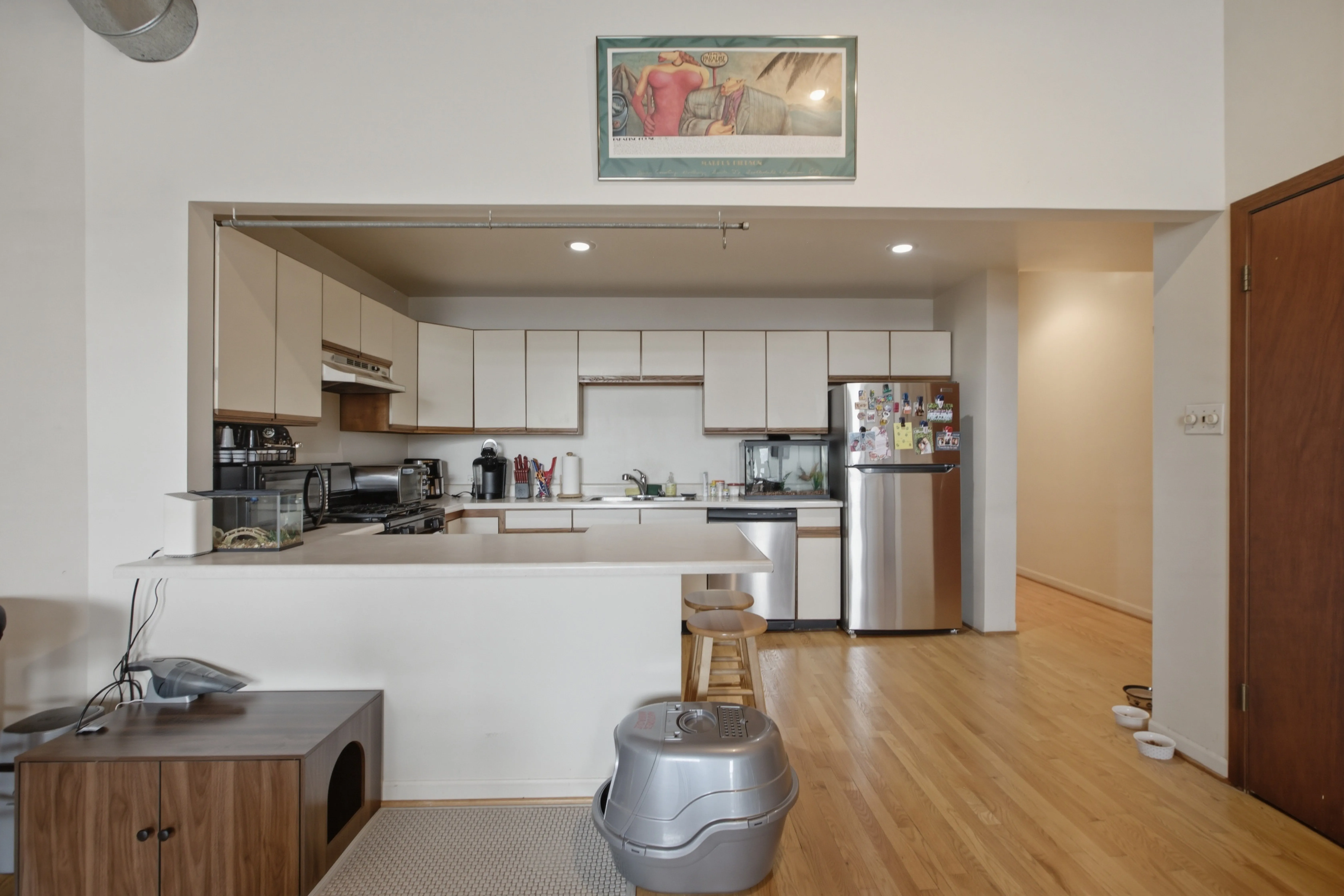 660 W Grand Ave, ,  60654, USA 60654-unit#2W-Chicago-IL