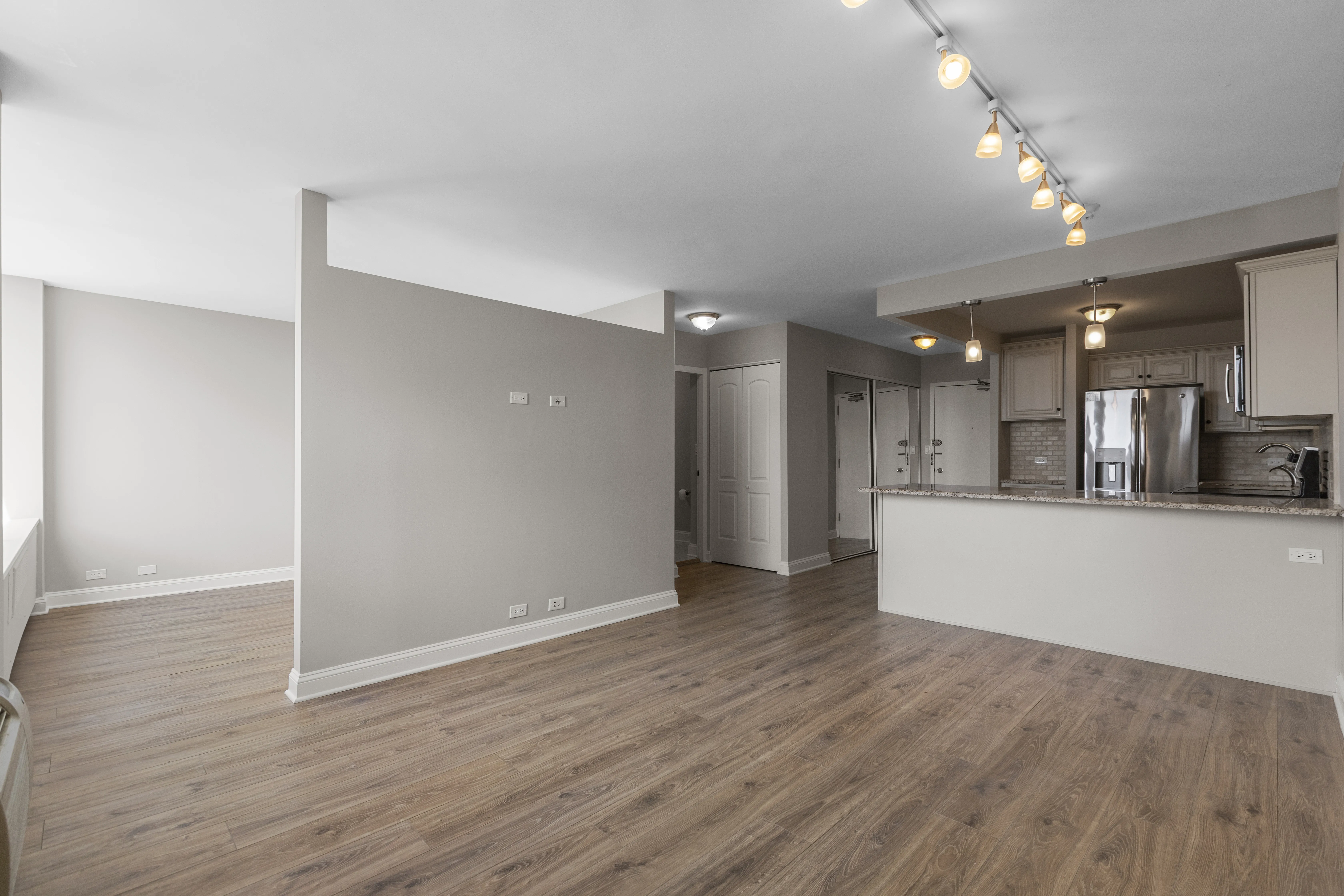 1355 N Sandburg Terrace, , 60610, USA 60610-unit#1403D-Chicago-IL