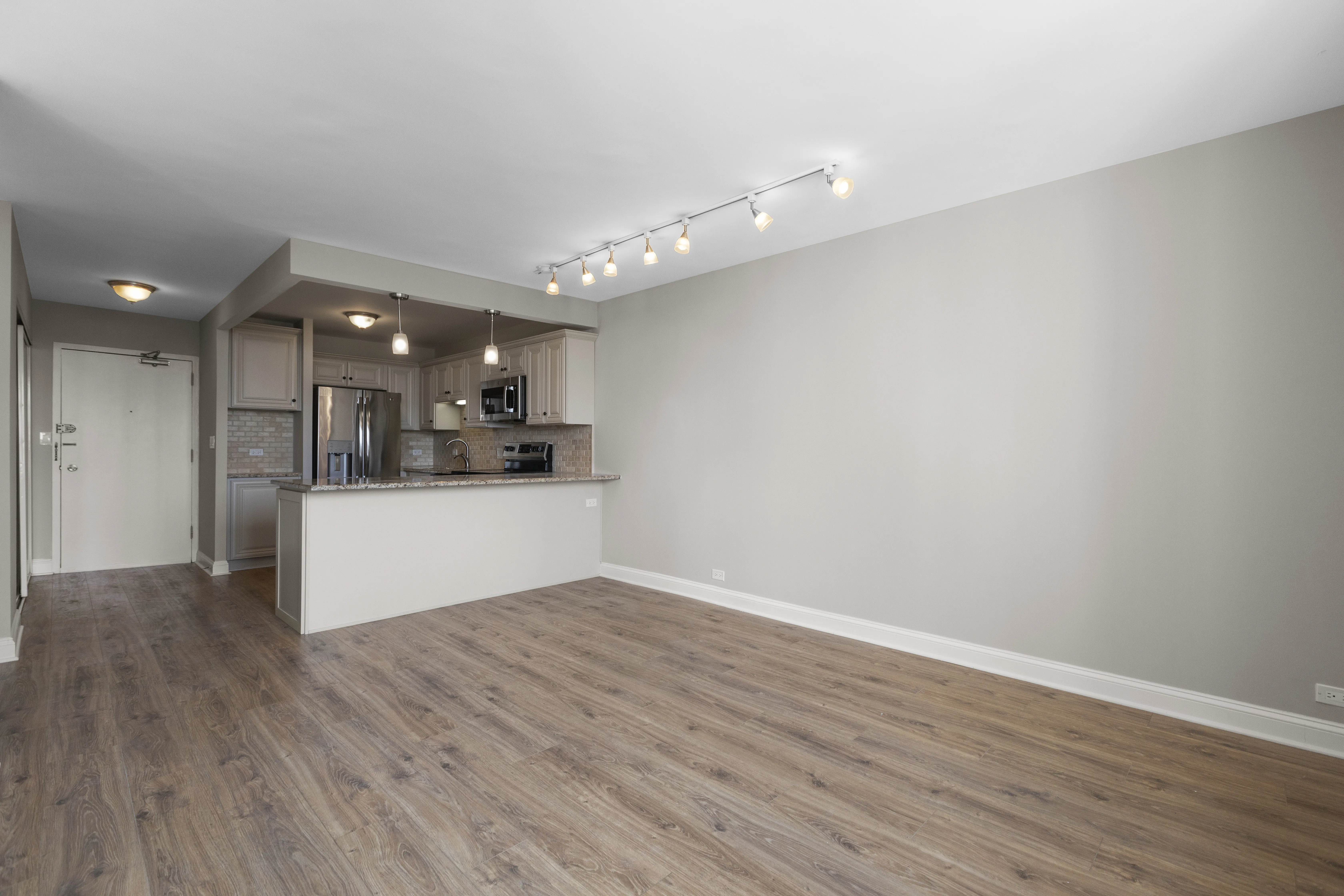 1355 N Sandburg Terrace, , 60610, USA 60610-unit#1403D-Chicago-IL