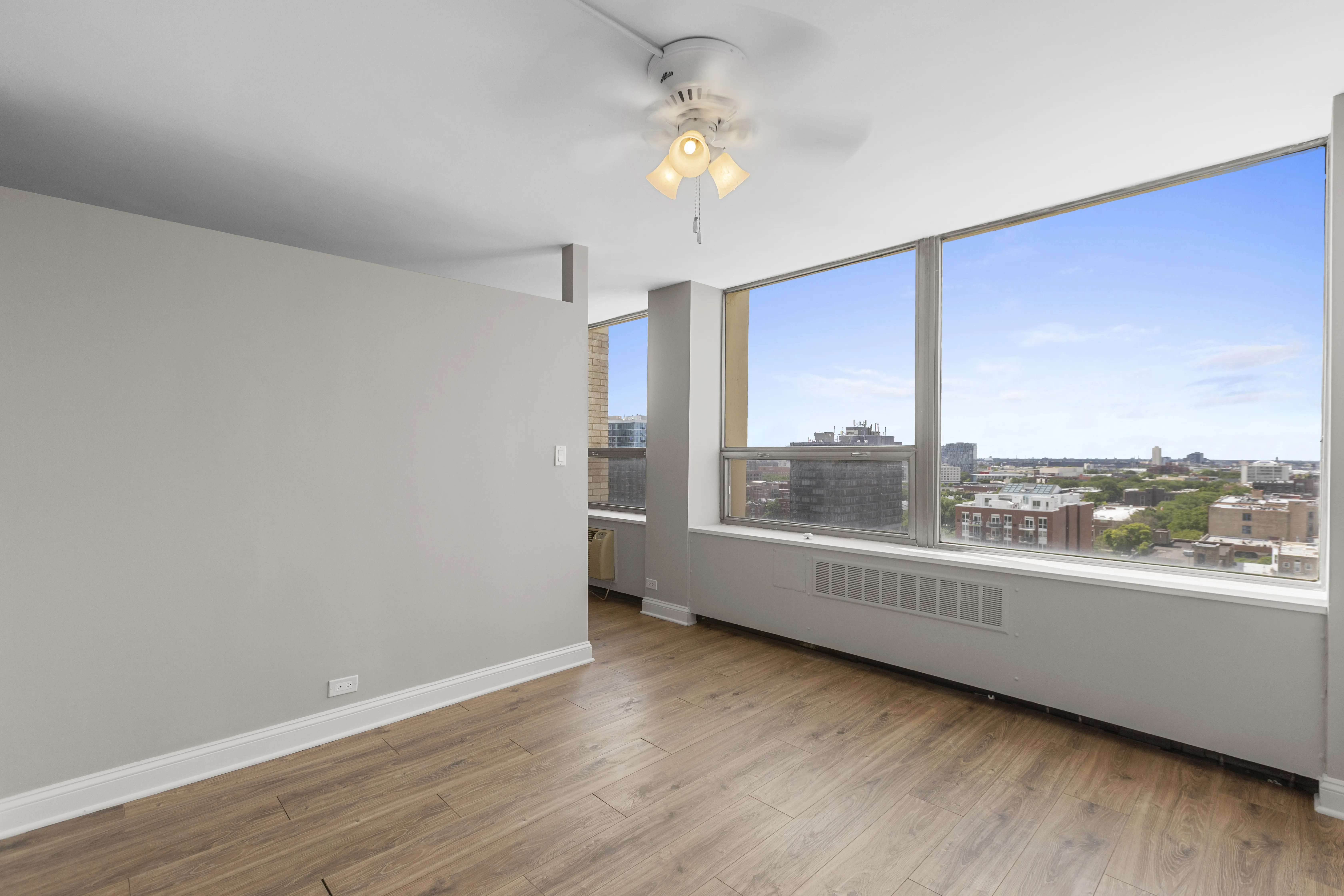 1355 N Sandburg Terrace, , 60610, USA 60610-unit#1403D-Chicago-IL