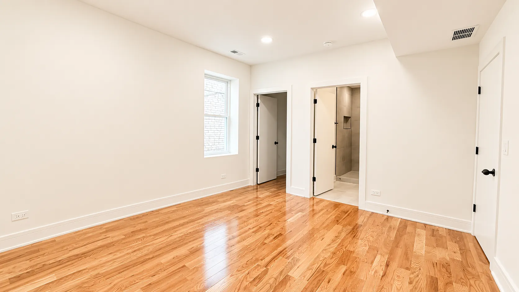 3136 N Ridgeway Ave, , 60618, USA 60618-unit#1-Chicago-IL