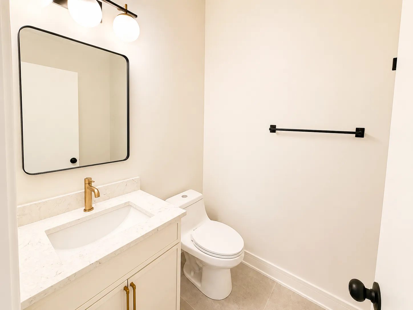 3136 N Ridgeway Ave, ,  60618, USA 60618-unit#2-Chicago-IL