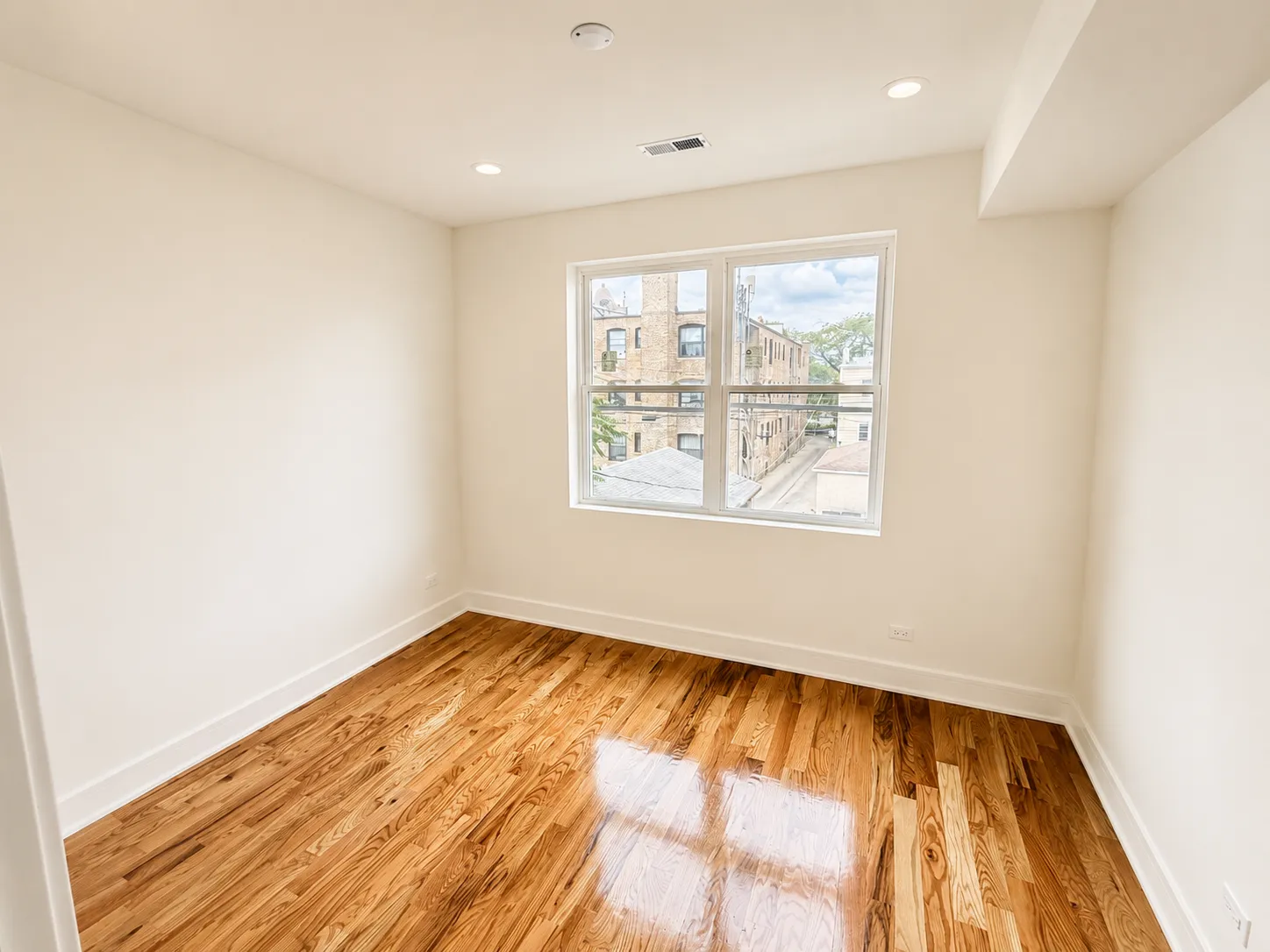 3136 N Ridgeway Ave, ,  60618, USA 60618-unit#2-Chicago-IL