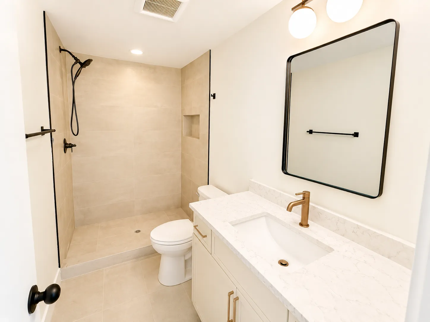 3136 N Ridgeway Ave, ,  60618, USA 60618-unit#G-Chicago-IL
