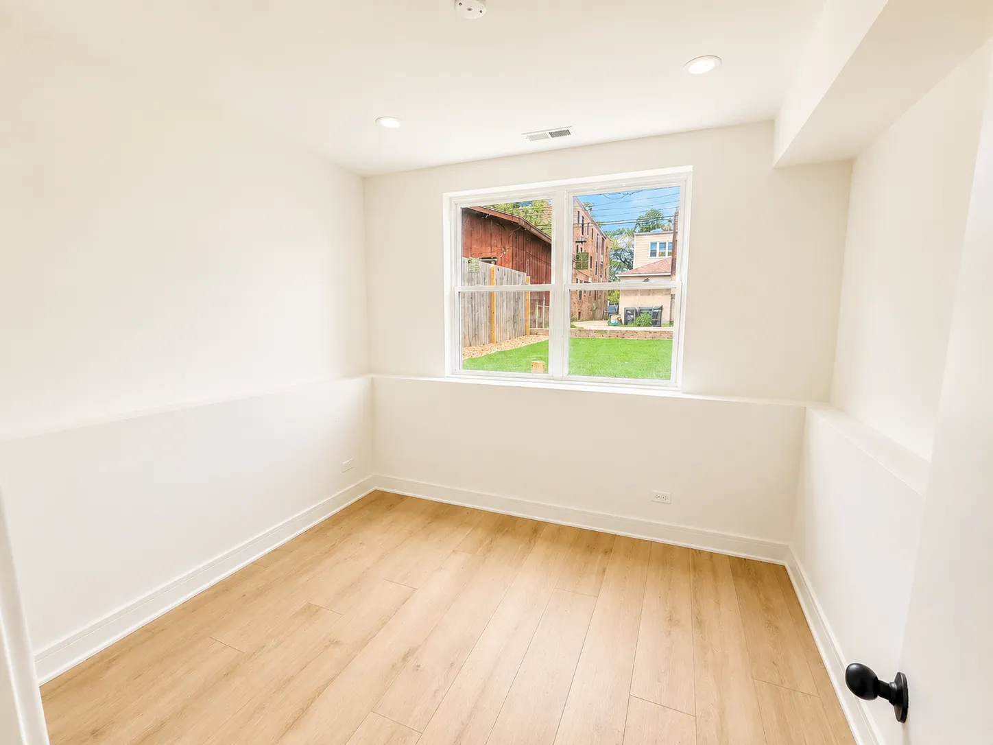 3136 N Ridgeway Ave, ,  60618, USA 60618-unit#G-Chicago-IL