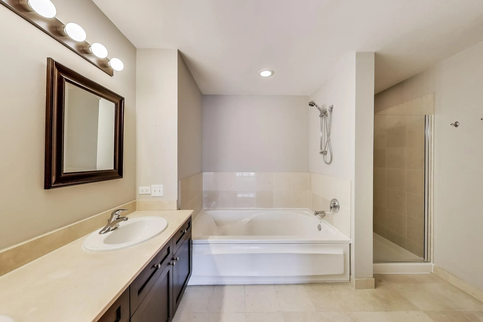 720 W Randolph St, , 60661, USA 60661-unit#1003-Chicago-IL