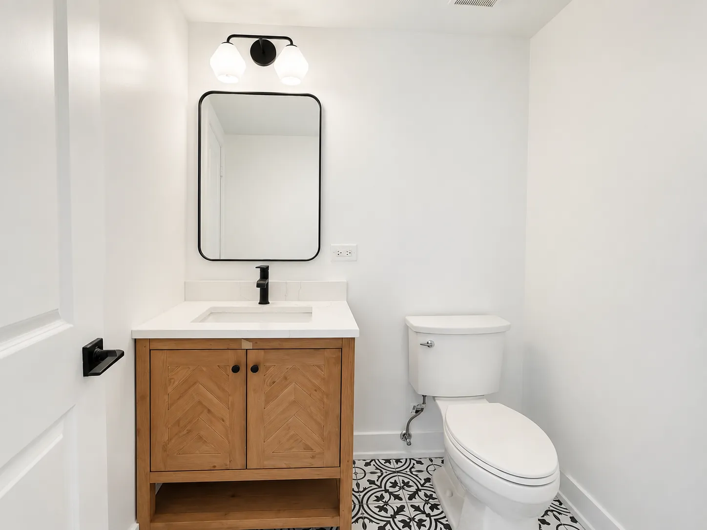 1905 W Huron St, ,  60622, USA 60622-unit#CH-Chicago-IL