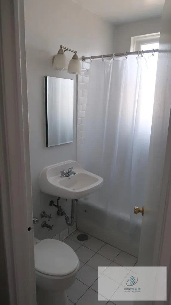 534 W Stratford Pl, , 60657, USA 60657-unit#905-Chicago-IL