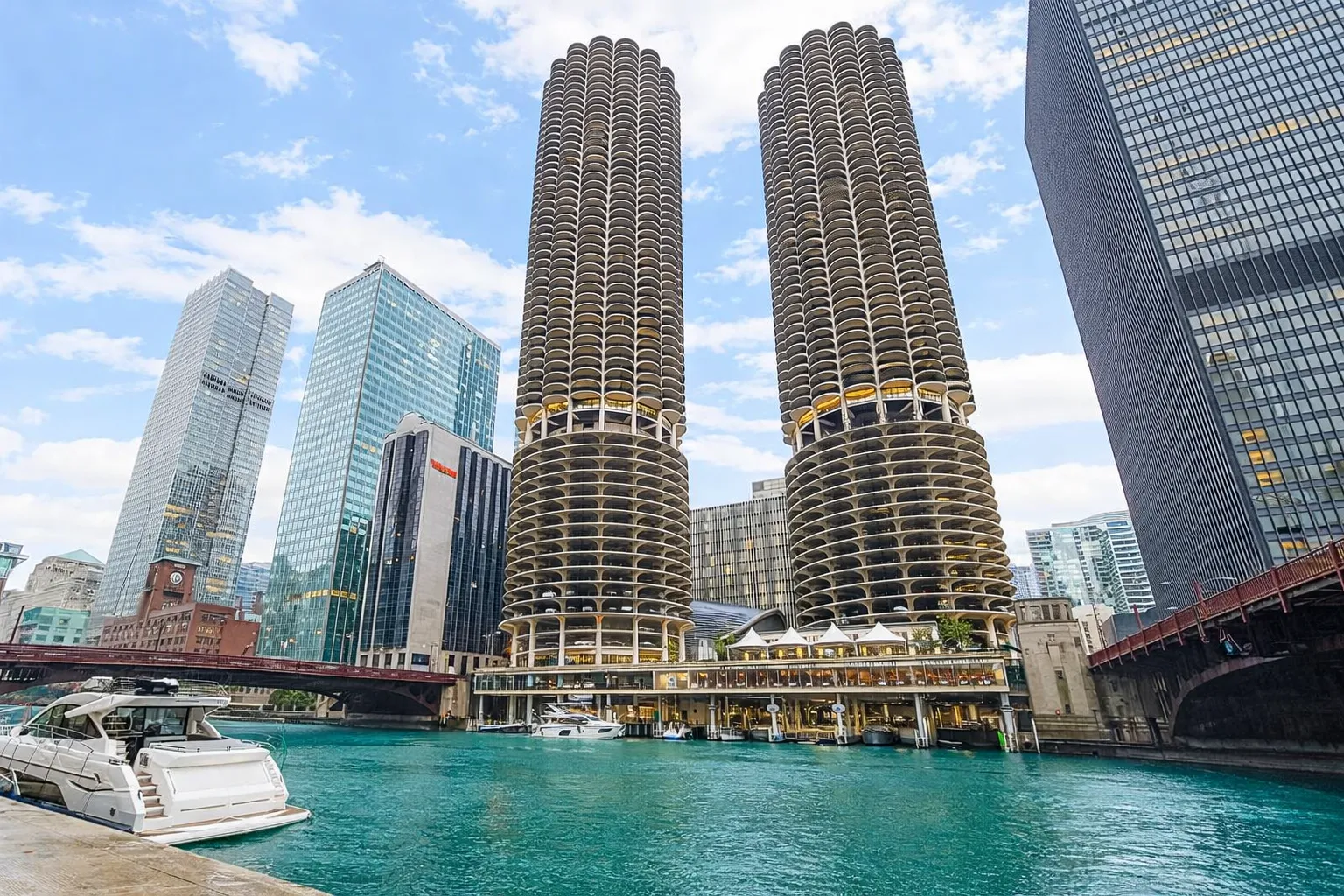 300 N State St, Chicago, 60654, USA 60654-unit#4708-CHICAGO-IL