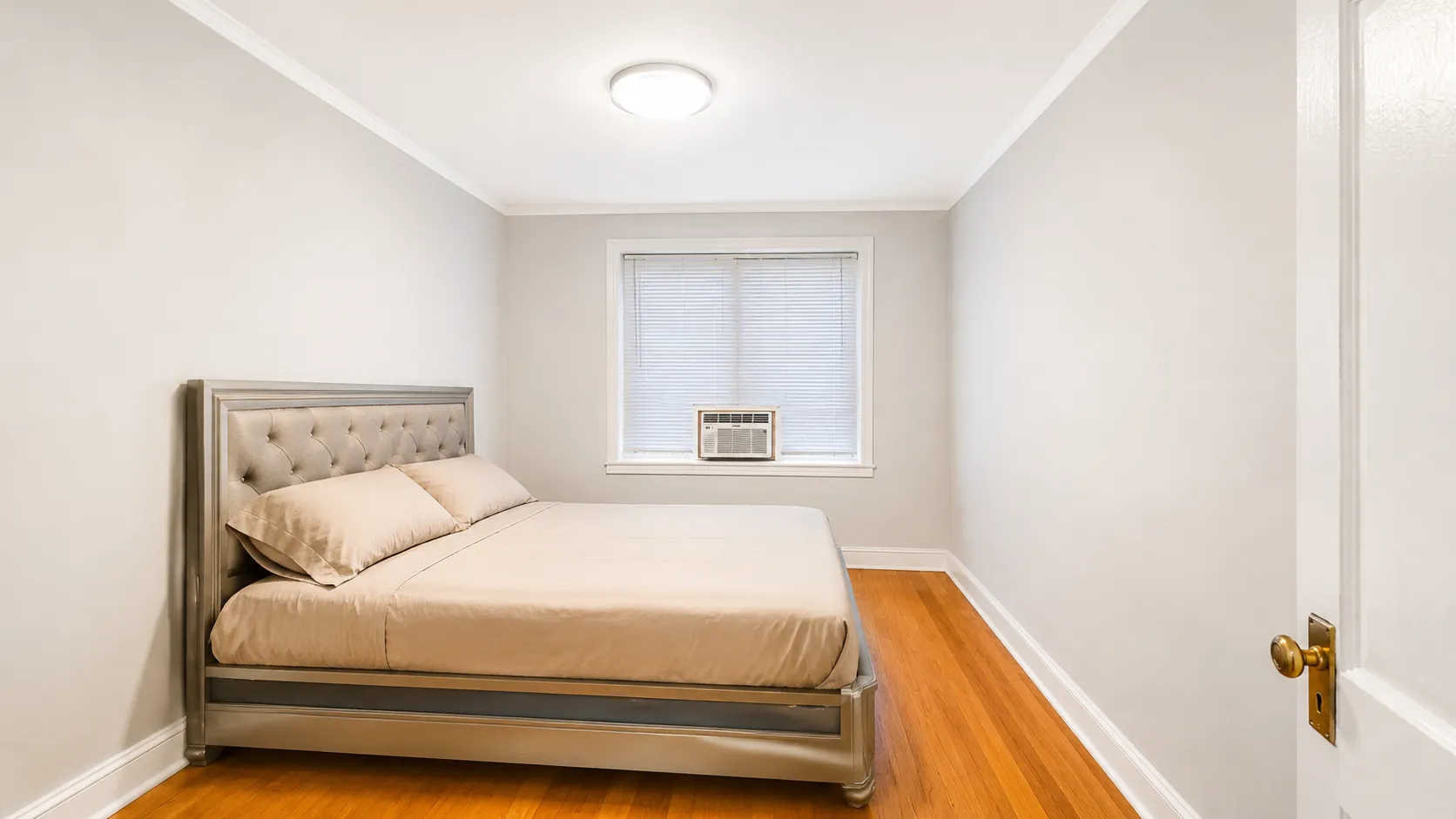 2332 W Addison St, ,  60618, USA 60618-unit#J2-Chicago-IL