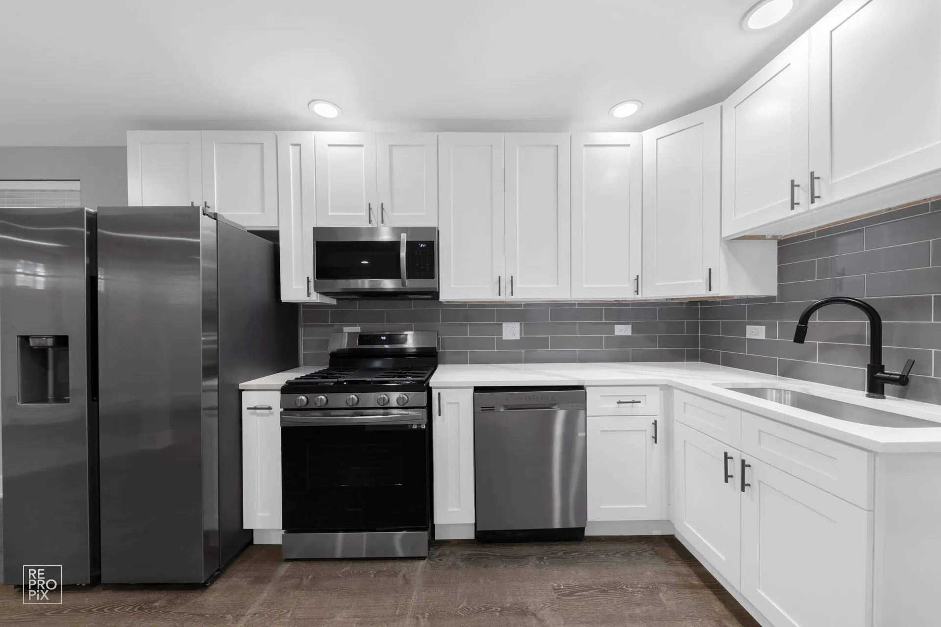 700 S Loomis St, , 60607, USA 60607-unit#G-Chicago-IL