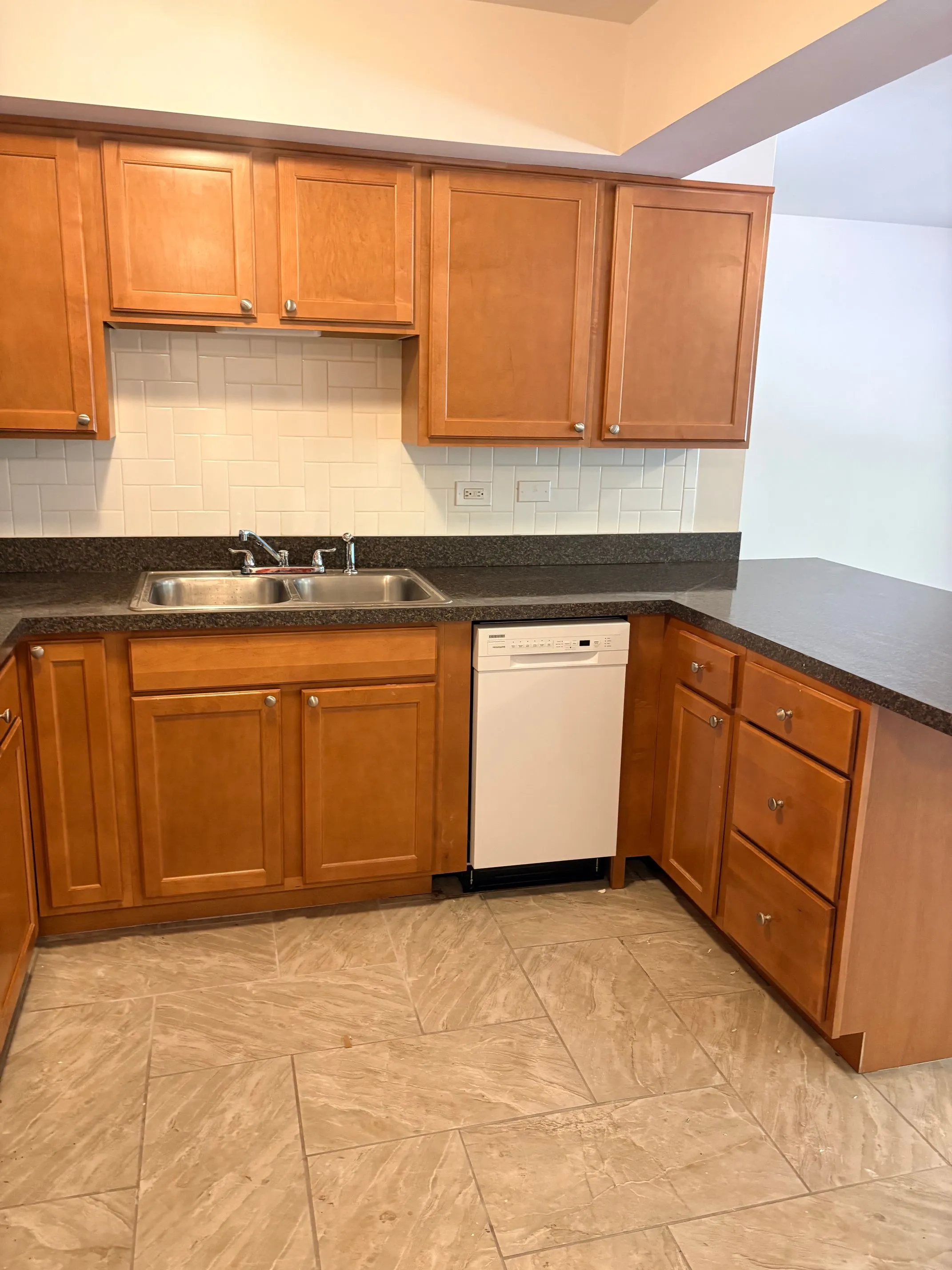 241 W Main St, ,  60047, USA 60047-unit#106-Lake Zurich-IL
