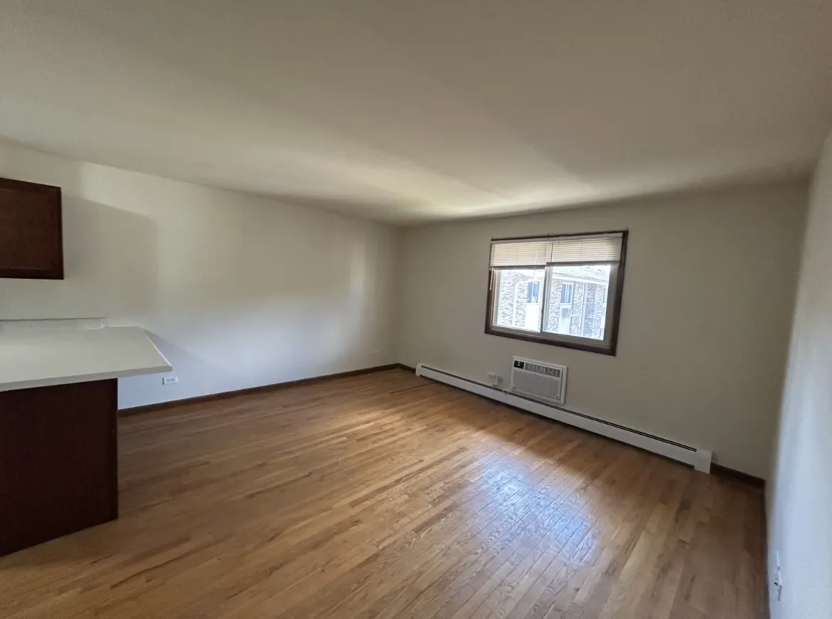 872 N Milwaukee Ave, ,  60048, USA 60048-unit#D1-Libertyville-IL
