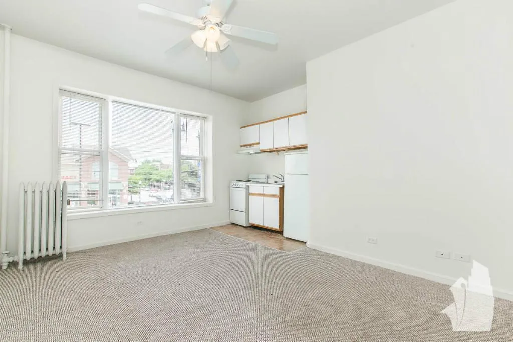3957 W Irving Park Rd, ,  60618, USA 60618-unit#1-Chicago-IL
