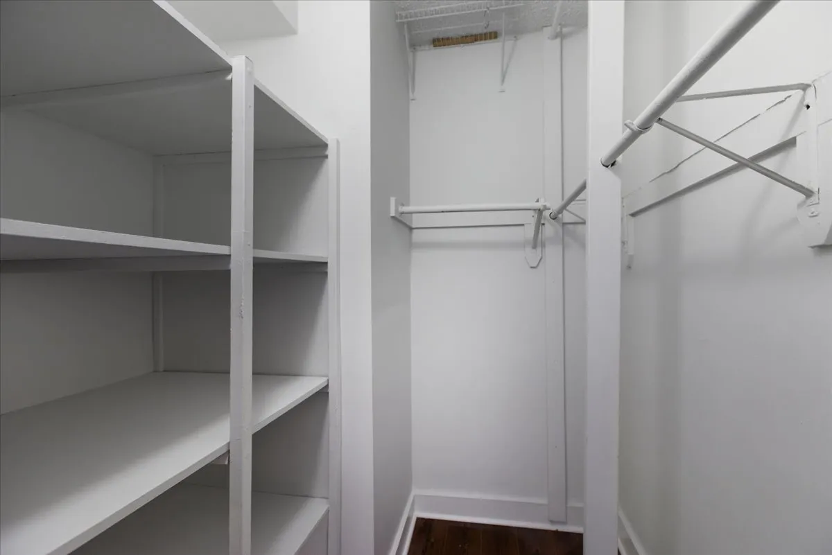 3727 N Pine Grove Ave, ,  60613, USA 60613-unit#305-Chicago-IL