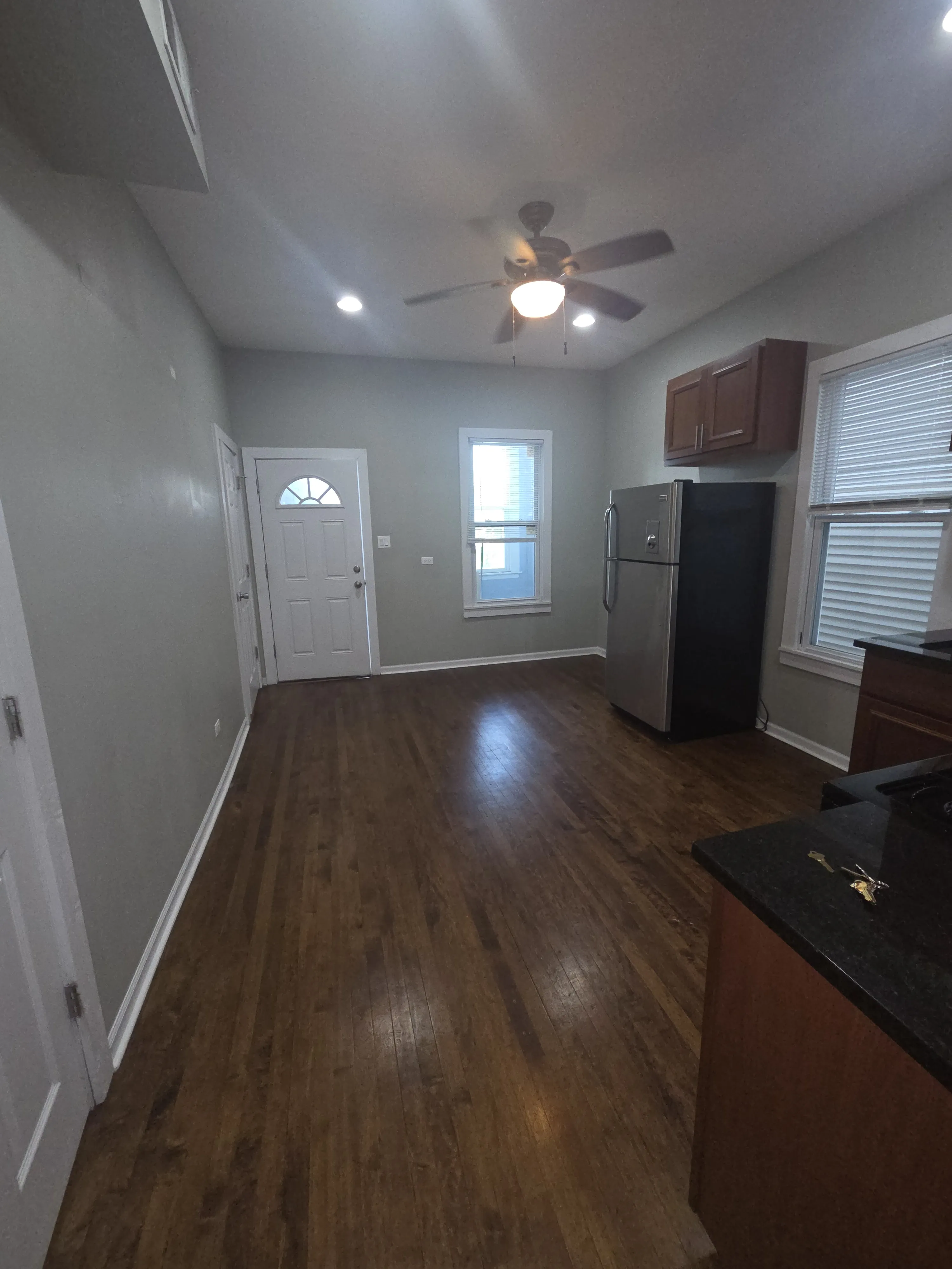 1332 W Barry Ave, ,  60657, USA 60657-unit#2-Chicago-IL