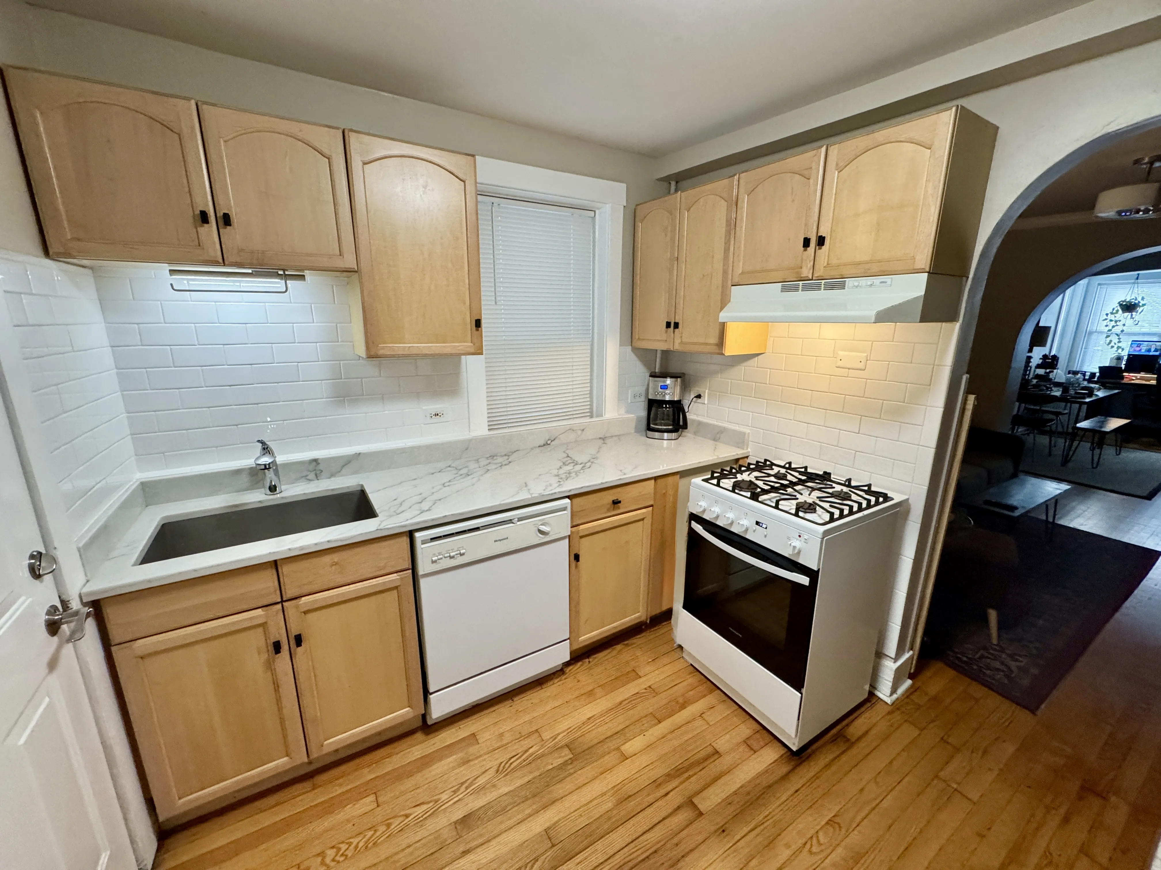 2832 W Wellington Ave, , 60618, USA 60618-unit#GDN-Chicago-IL