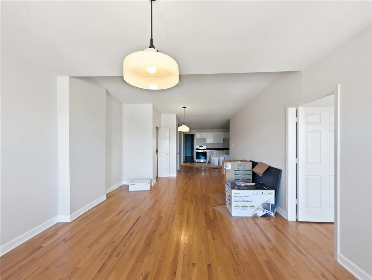 1538 N Milwaukee Ave, ,  60622, USA 60622-unit#4F-Chicago-IL