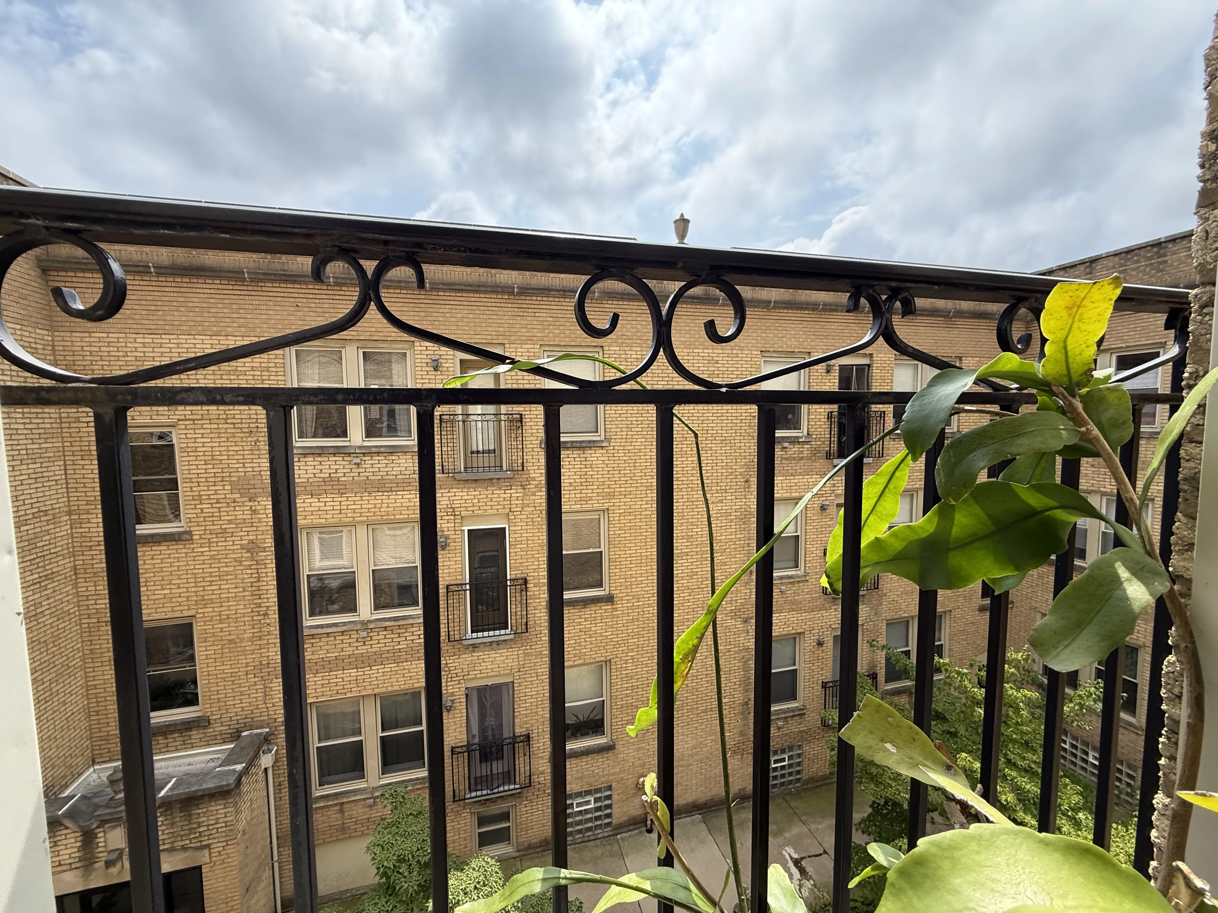 4716 N Bernard St, ,  60625, USA 60625-unit#3W-Chicago-IL