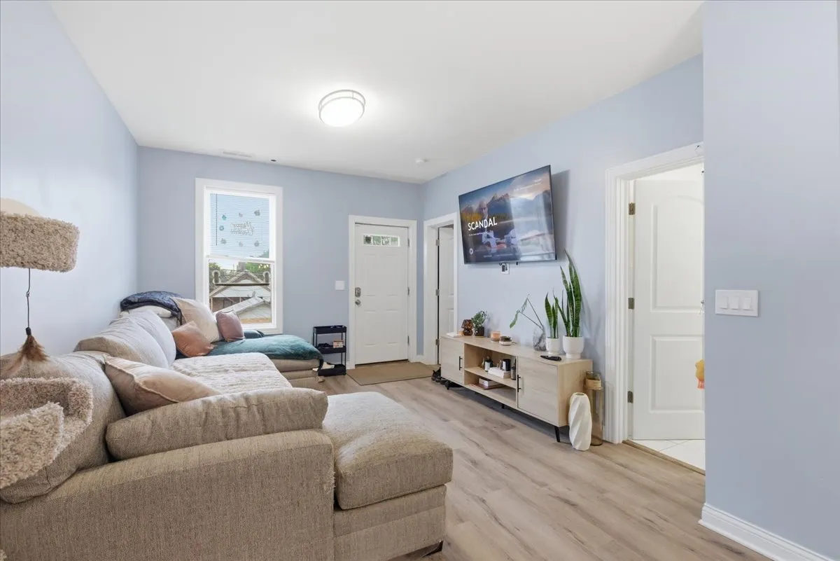 3112 S May St, ,  60608, USA 60608-unit#2R-Chicago-IL
