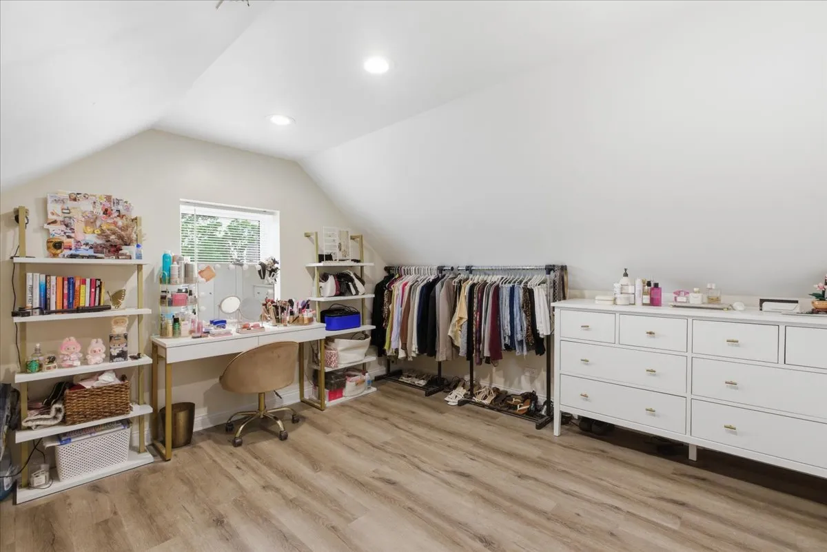 3112 S May St, ,  60608, USA 60608-unit#2R-Chicago-IL