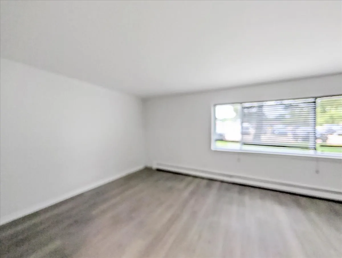 700 McKinley Ave, ,  60060, USA 60060-unit#303-Mundelein-IL
