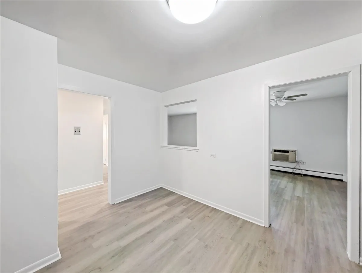 700 McKinley Ave, ,  60060, USA 60060-unit#303-Mundelein-IL