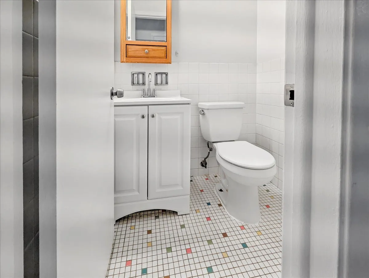 700 McKinley Ave, ,  60060, USA 60060-unit#303-Mundelein-IL