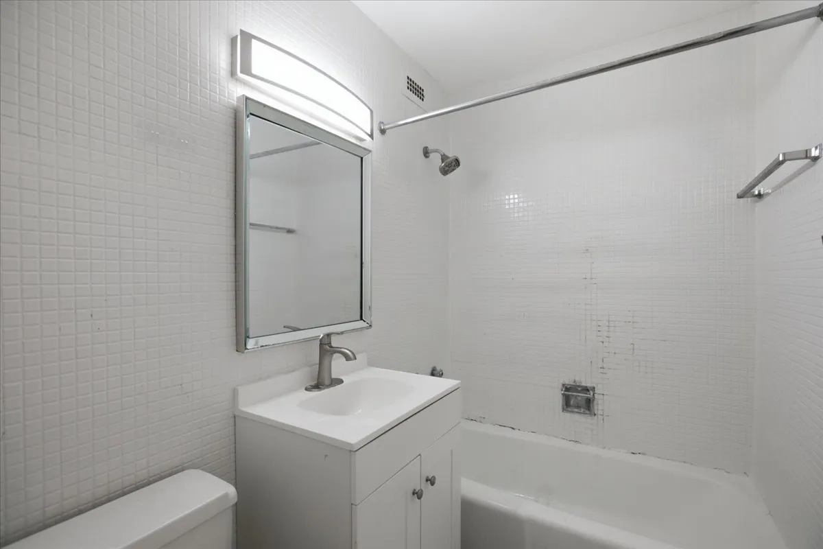 1700 E 56th St, ,  60637, USA 60637-unit#2406-Chicago-IL