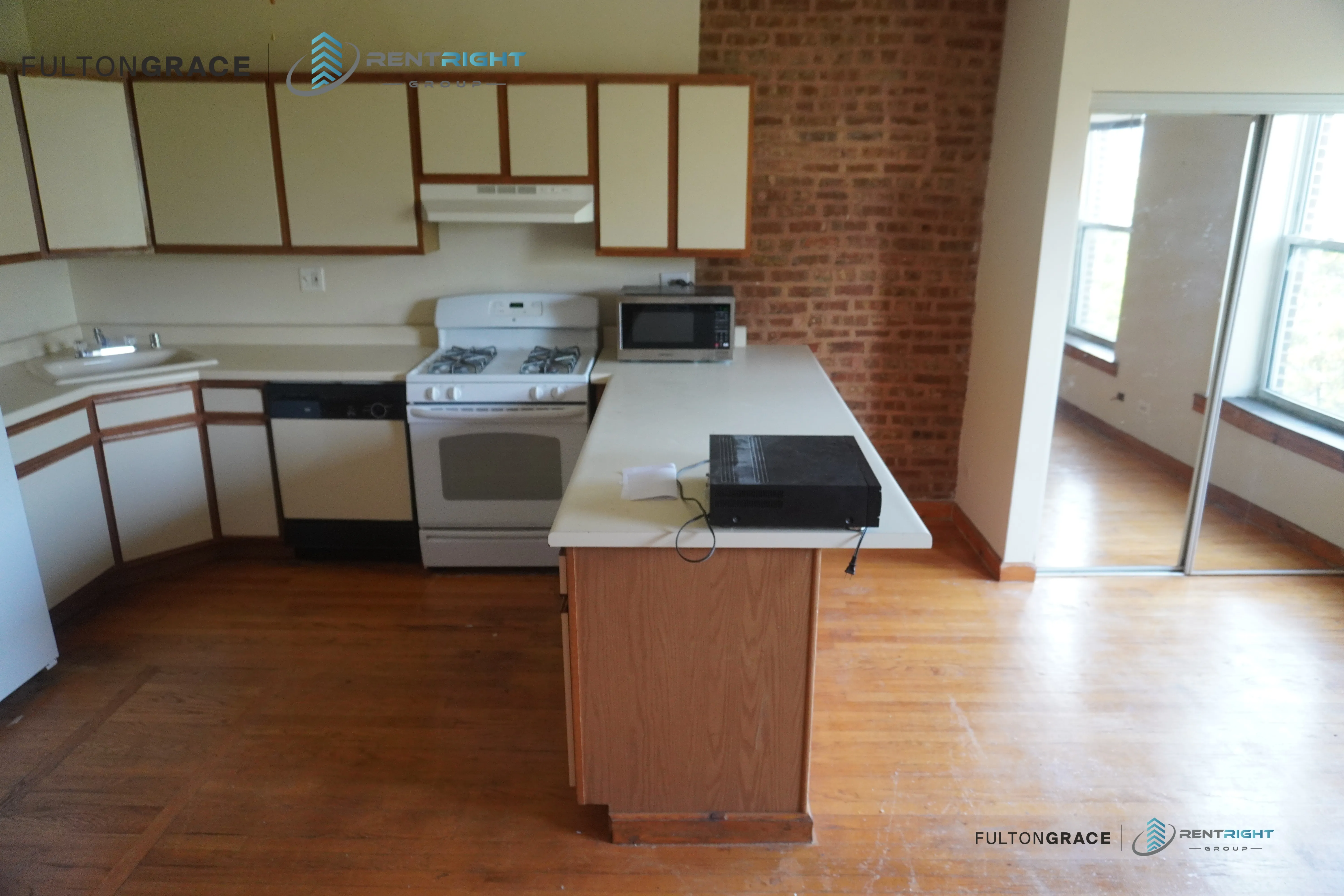 1253 W Devon Ave, , 60660, USA 60660-unit#2E-Chicago-IL