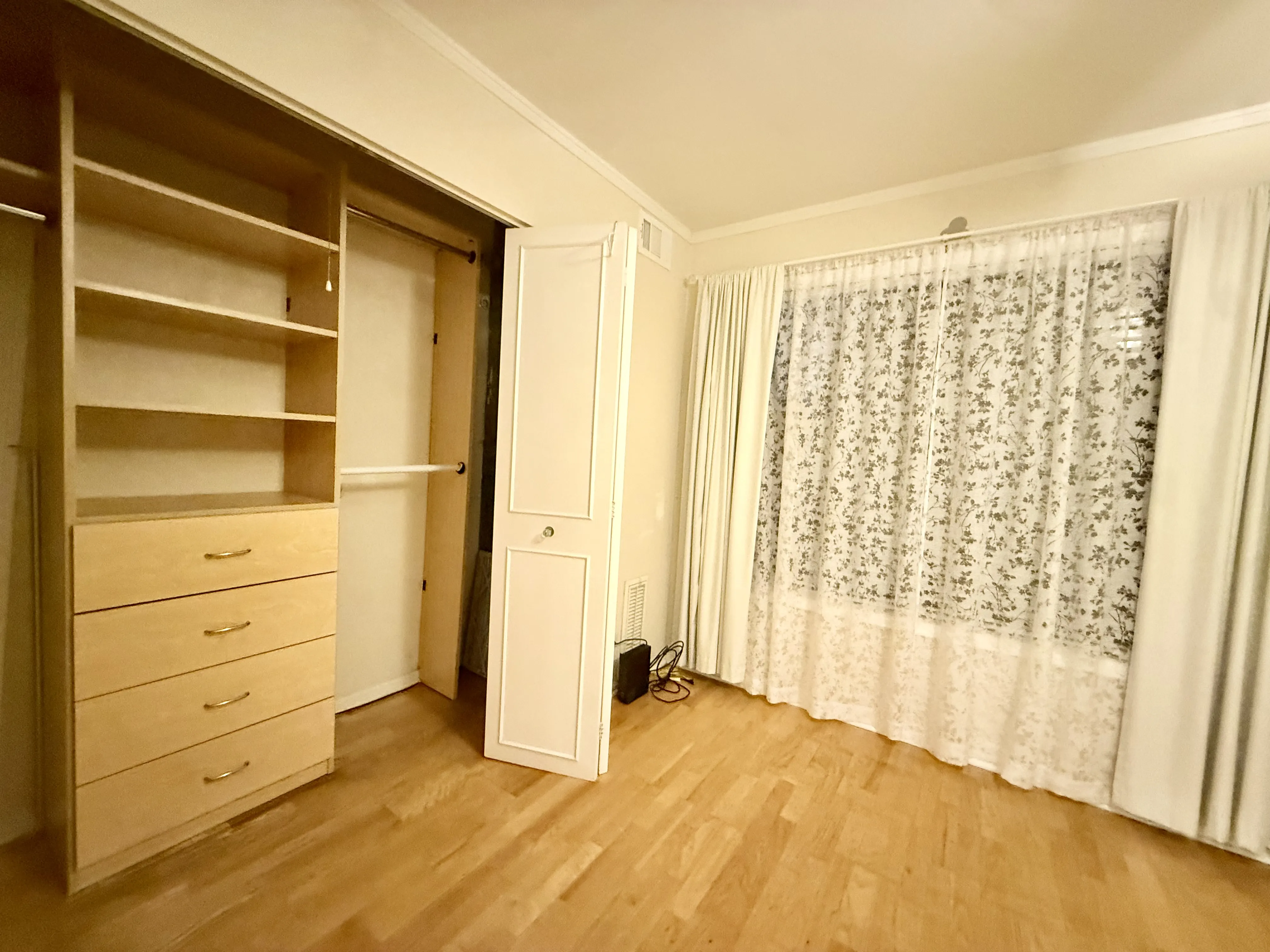 6102 N Sheridan Rd, , 60660, USA 60660-unit#208-Chicago-IL