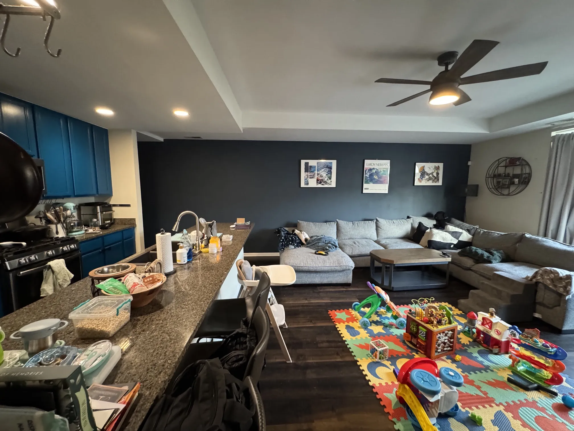 2307 W Wolfram St, ,  60618, USA 60618-unit#214-Chicago-IL