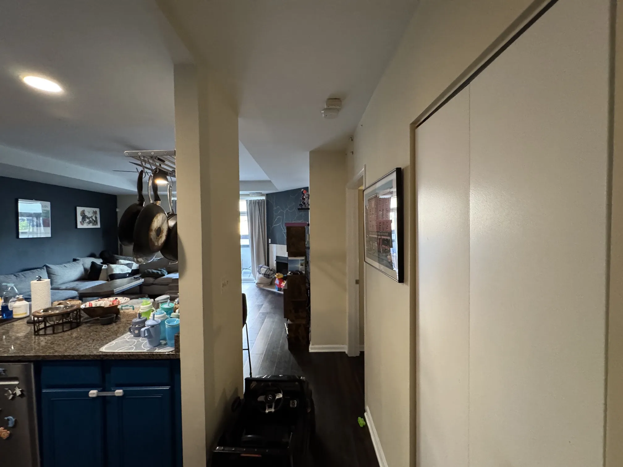 2307 W Wolfram St, ,  60618, USA 60618-unit#214-Chicago-IL