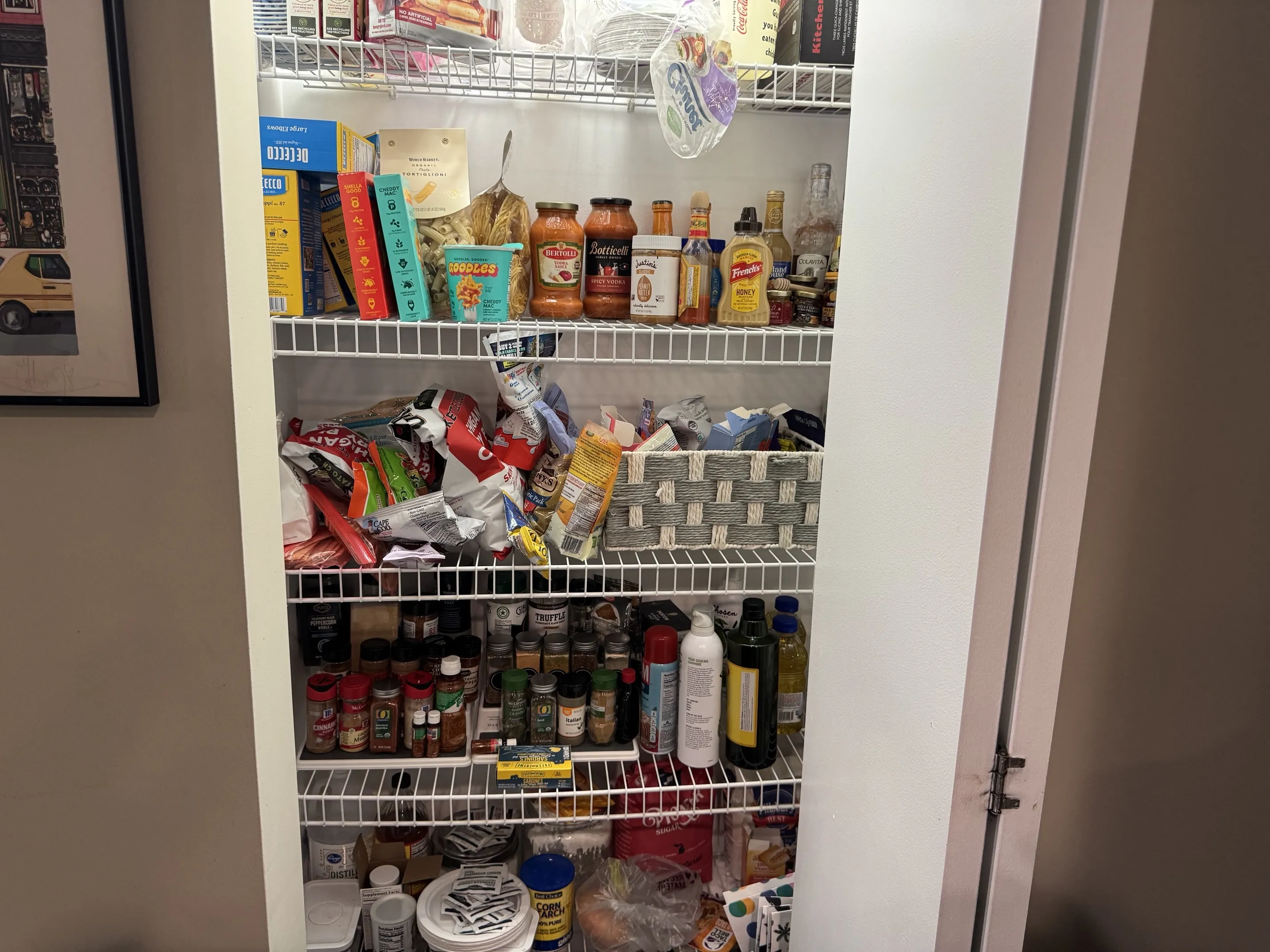 2307 W Wolfram St, ,  60618, USA 60618-unit#214-Chicago-IL