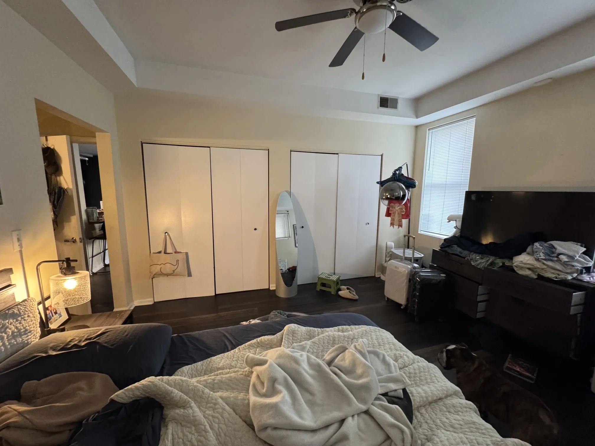 2307 W Wolfram St, ,  60618, USA 60618-unit#214-Chicago-IL