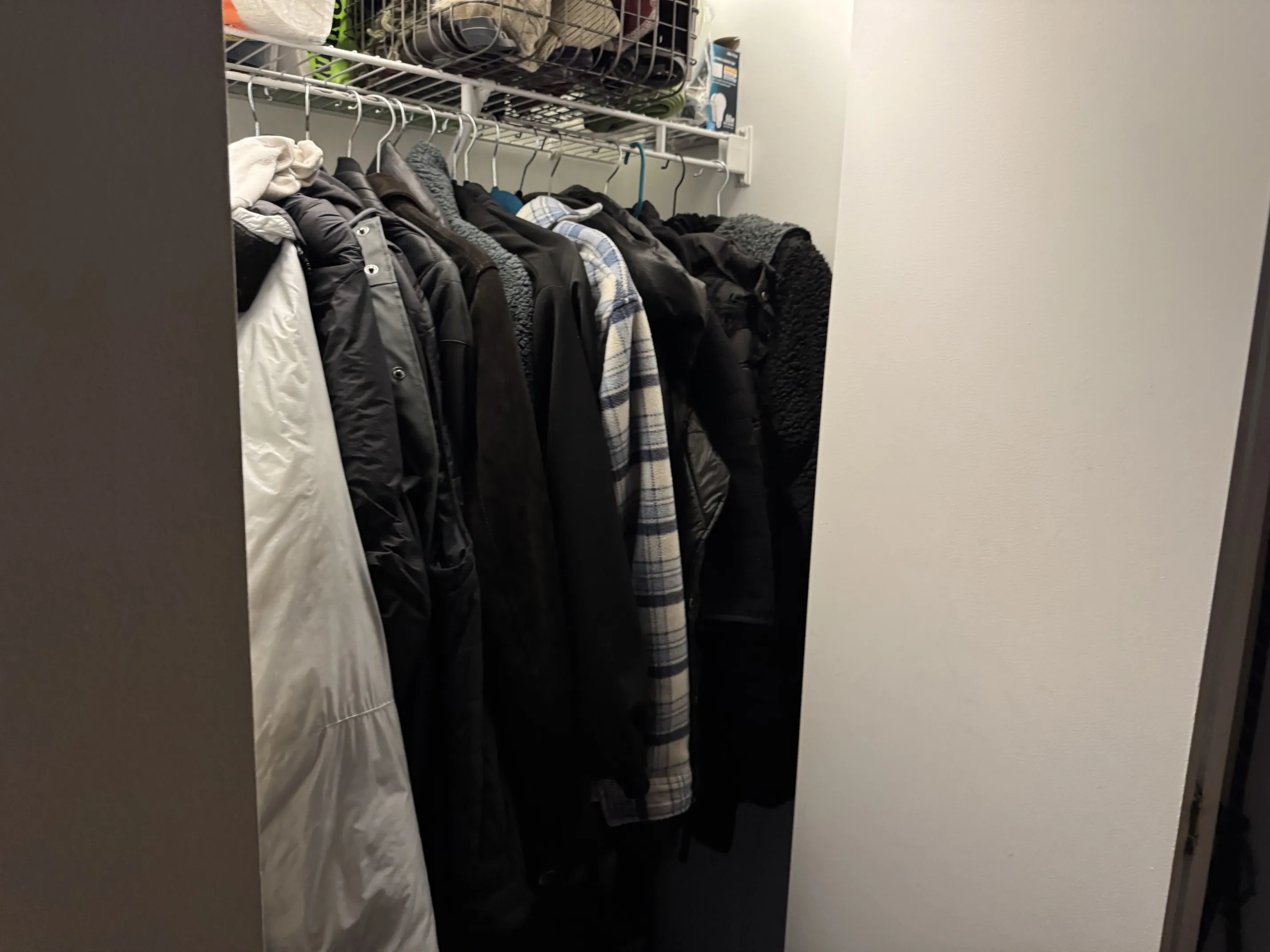 2307 W Wolfram St, ,  60618, USA 60618-unit#214-Chicago-IL