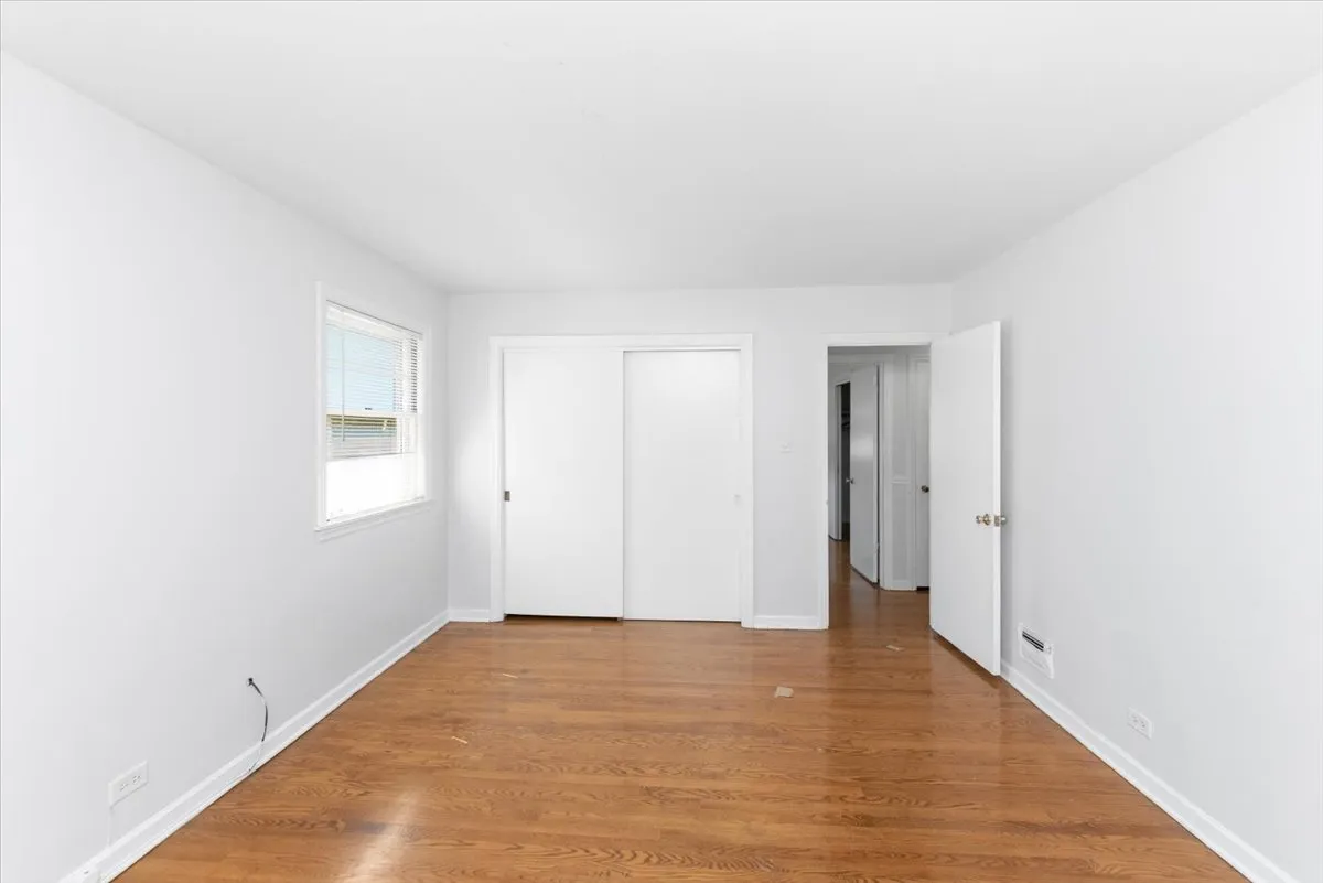 8943 Ewing Ave, ,  60203, USA 60203-Evanston-IL
