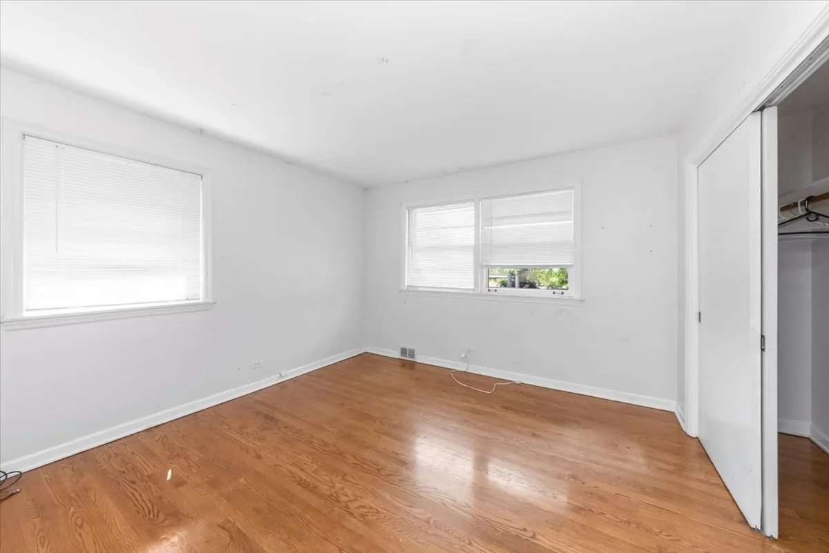 8943 Ewing Ave, ,  60203, USA 60203-Evanston-IL