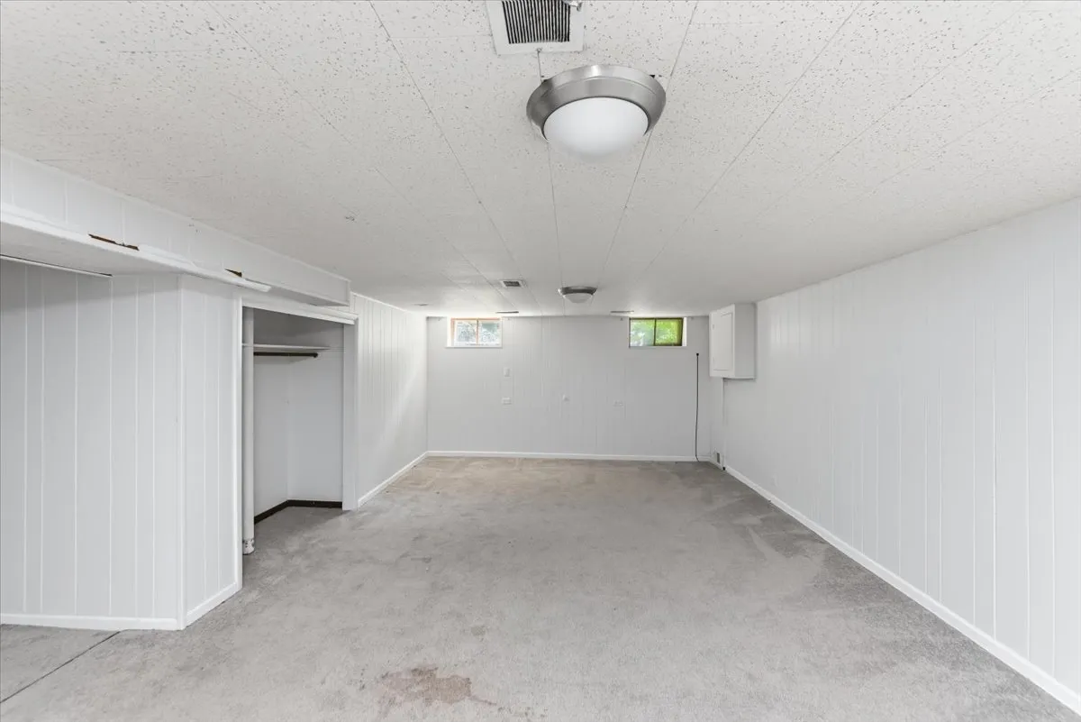 8943 Ewing Ave, ,  60203, USA 60203-Evanston-IL
