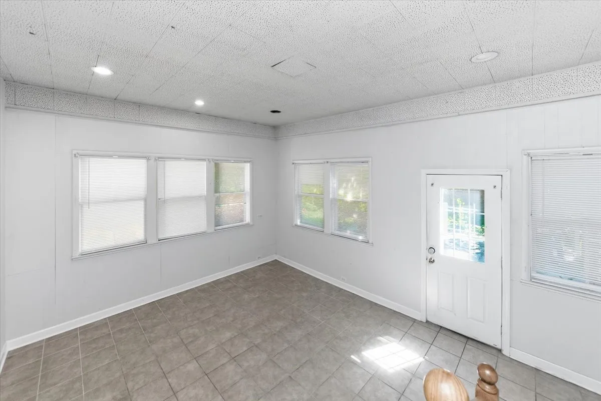8943 Ewing Ave, ,  60203, USA 60203-Evanston-IL