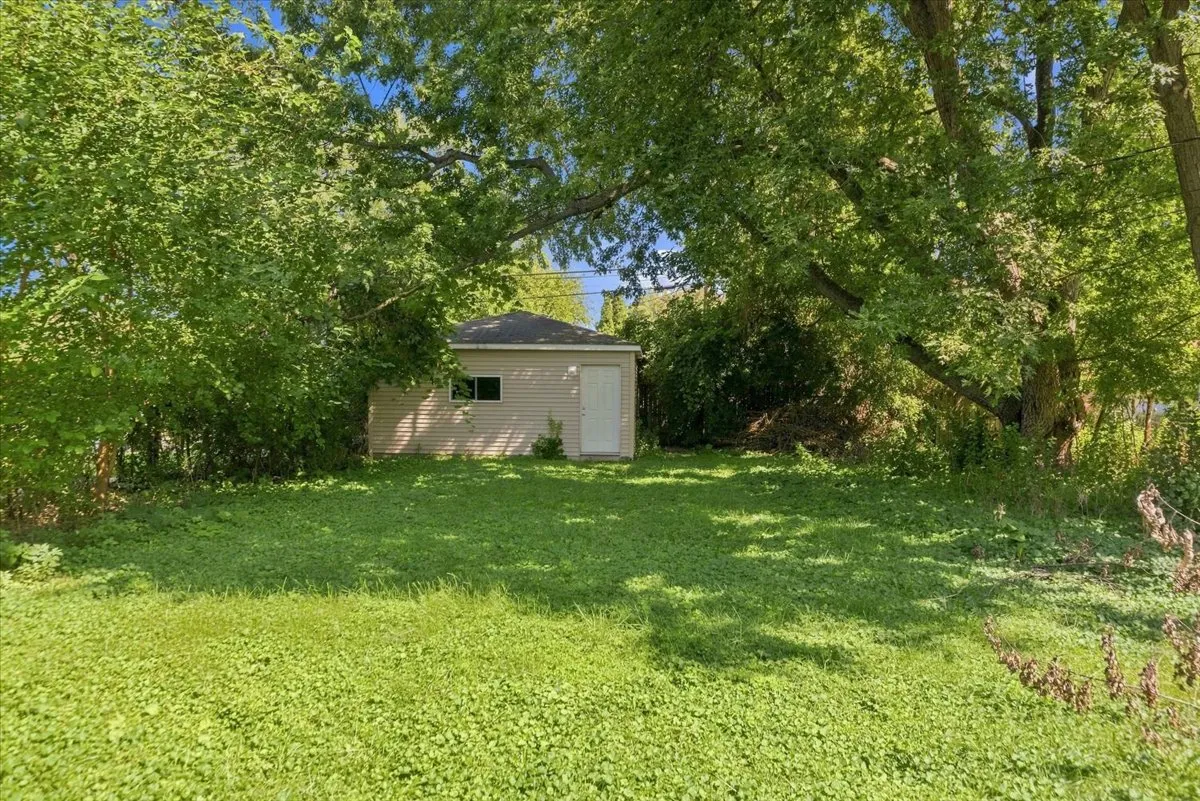 8943 Ewing Ave, ,  60203, USA 60203-Evanston-IL